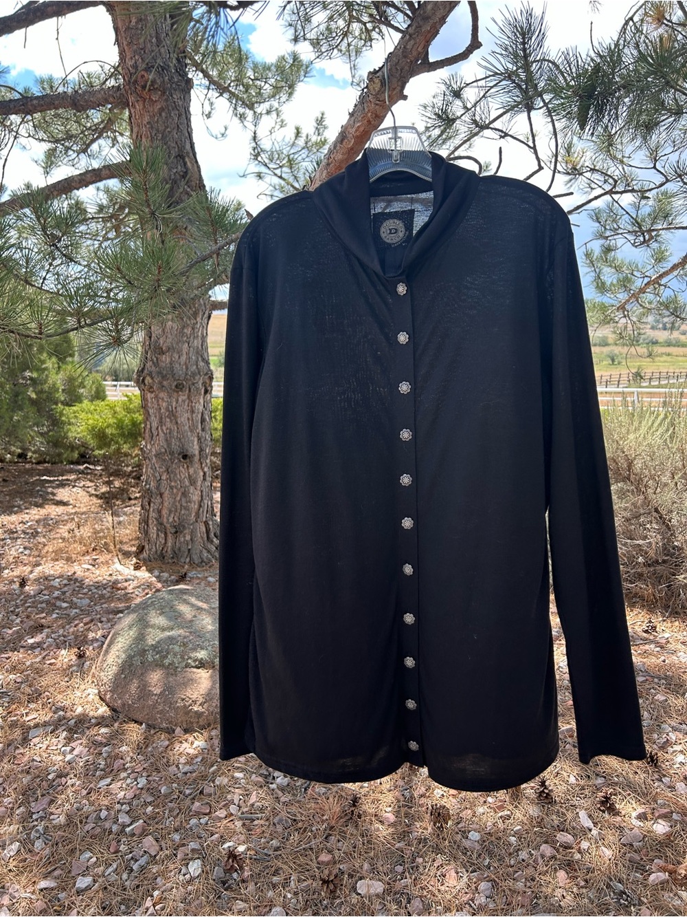 Double D Ranch Black Long-Sleeve Button Front Top - Picture 2 of 2